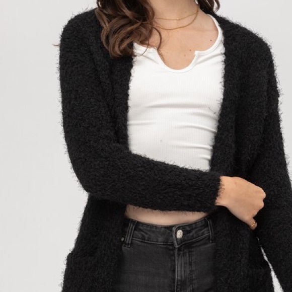 Black Soft & Fuzzy Long Cardigan w/ Pocket Detail - Picture 3 of 5